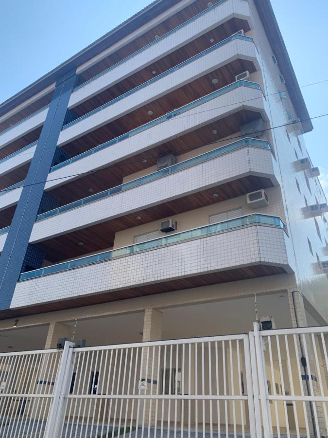 Apto Ubatuba-praia Grande-condominio Dubai