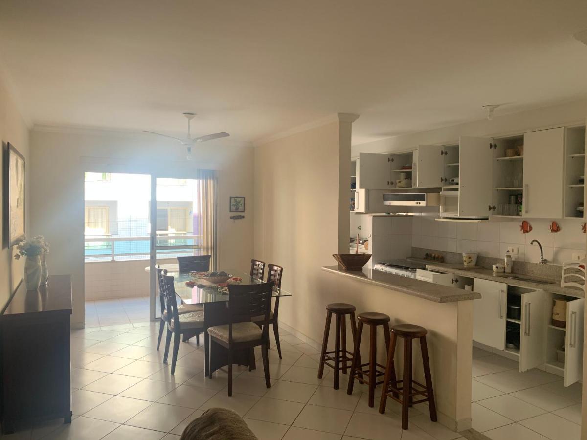 Apto Ubatuba-praia Grande-condominio Dubai Ubatuba
