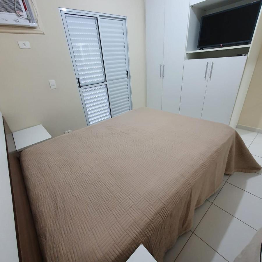 Apto Ubatuba-praia Grande-condominio Dubai * Ubatuba